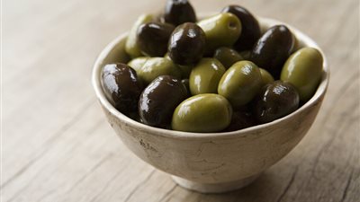سر الزيتون الدفين لحماية الدماغ وتعزيز الذاكرة