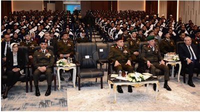 الأكاديمية العسكرية المصرية تنظم حفل انتهاء دورة تعايش لطلبة جامعة عين شمس