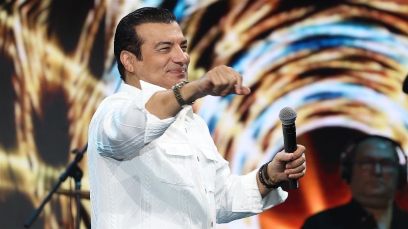 إيهاب توفيق