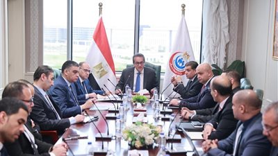 وزير الصحة: مخزون الدواء آمن والأسعار تحت السيطرة.. وتحذير من التلاعب بالسوق