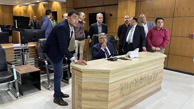 محافظ الدقهلية يشدد على تكثيف أعمال النظافة والكنس ورفع التراكمات أولا بأول