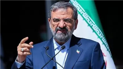 رضائي: ترامب يريد أن يصبح “شرطي مضيق هرمز”..  ولهجة حادة من طهران تجاه واشنطن
