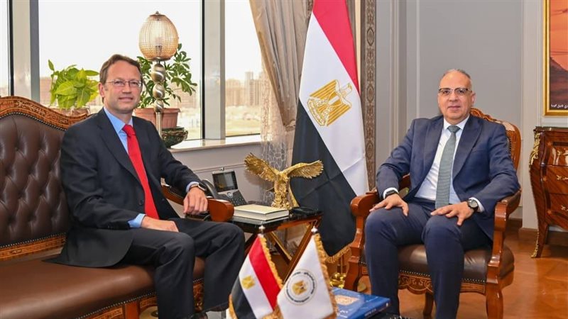 وزير الري
