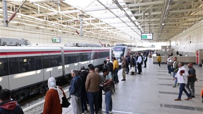 وداعًا للطوابير.. «النقل» تطلق منظومة دفع حديثة بالمترو وLRT