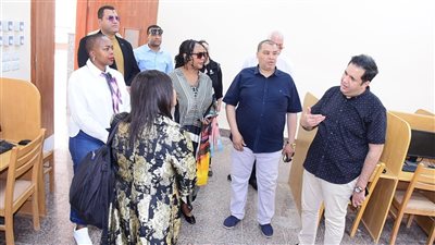 خطوة جديدة نحو التميز .. وفد دولي يتفقد جامعة الألف فدان بسوهاج 