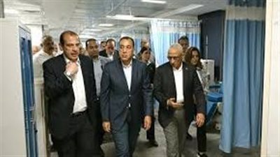 من العريش تبدأ الحكاية.. رئيس الوزراء يتفقد مبنى الغسيل الكلوي الجديد