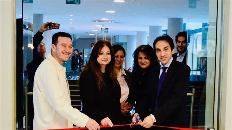 جانب من الافتتاح 