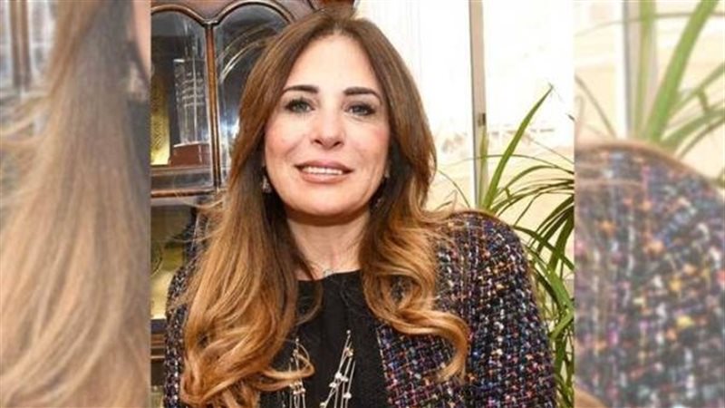 وزيرة الإسكان 