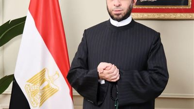 وزير الأوقاف يهنئ الشيخ أيمن عبد الغني بتكليفه بتسيير أعمال وكالة الأزهر