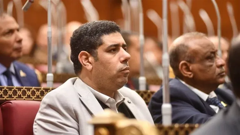 عادل زيدان