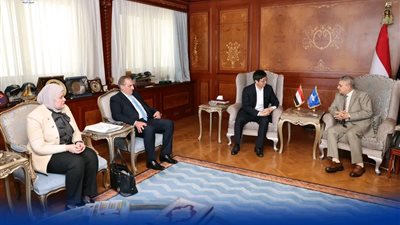 رئيس قناة السويس يبحث مع «تيدا مصر» توسيع التعاون الصناعي واللوجيستي بالعين السخنة