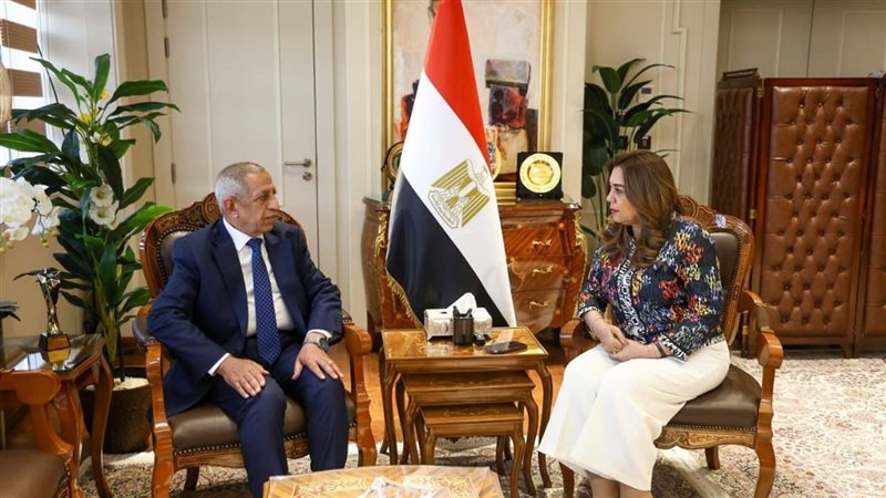 وزيرة التنمية والأكاديمية العربية للعلوم والتكنولوجي
