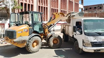 حملات مكثفة للنظافة ورفع الإشغالات وتجميل الشوارع بعدة مراكز بالفيوم