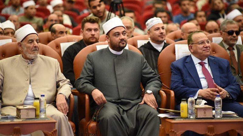 الدكتور أحمد نبوي خلال المؤتمر 