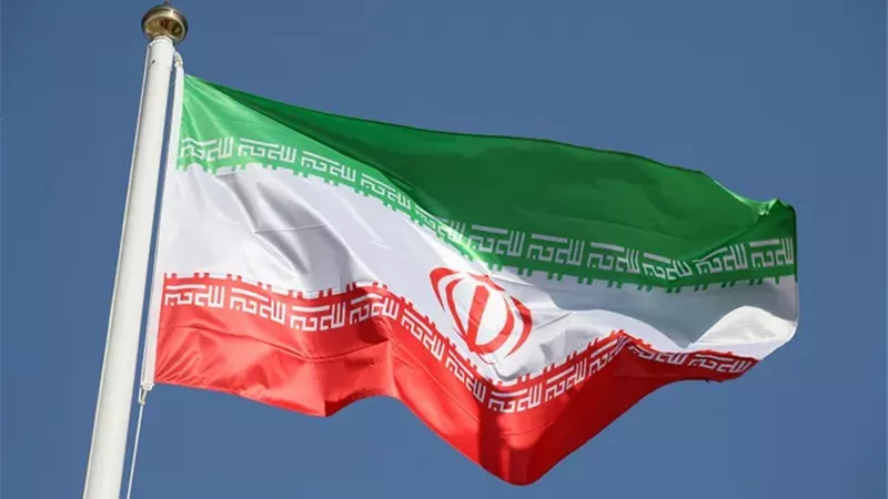 إيران 
