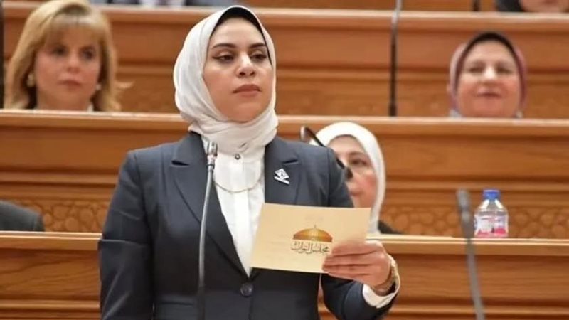  النائبة فاطمة عادل