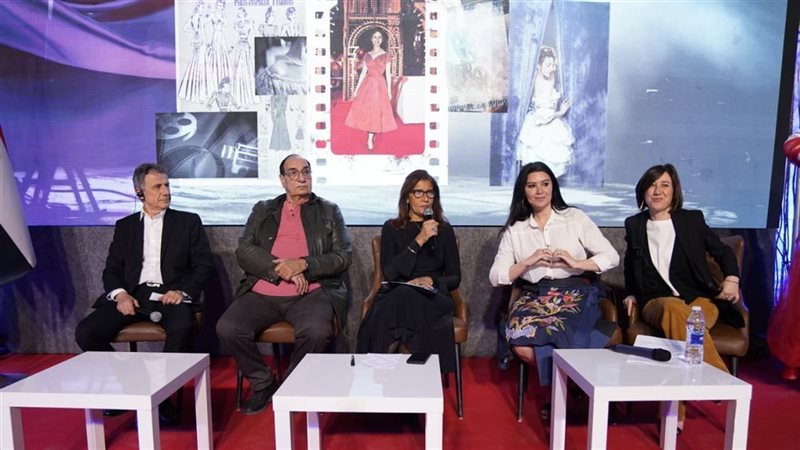 ندوة خيوط الهوية في الأزياء السينمائية بين مصر وإيطاليا