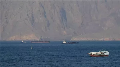 تصعيد بحري خطير: الجيش الأمريكي يعترض ناقلات نفط إيرانية في المياه الآسيوية