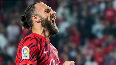 برشلونة يخطط لضم فيدات موريكي لتعزيز الهجوم في الميركاتو الصيفي