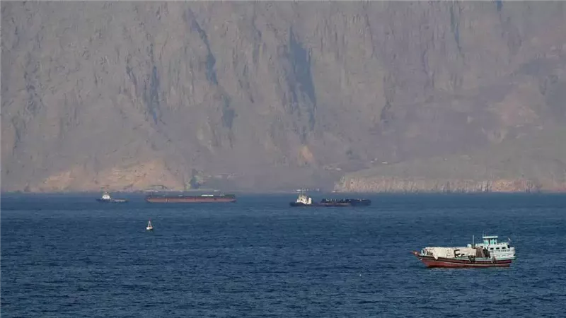 ناقلات نفط في مضيق هرمز 