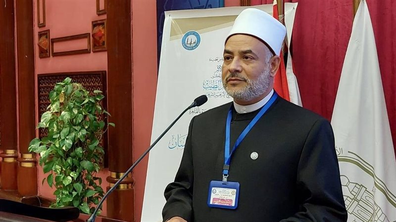 عميد كلية الدعوة الإسلامية