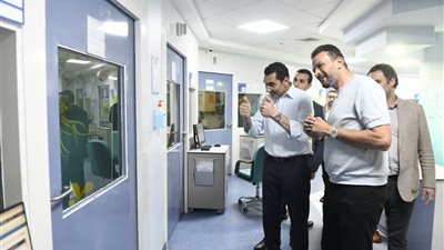 وزير الرياضة من