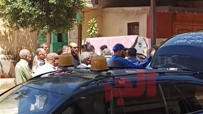 تشييع جثمان سيدة لقيت مصرعها إثر سقوط قطعة جبس من عقار سكني بالمحلة الكبرى
