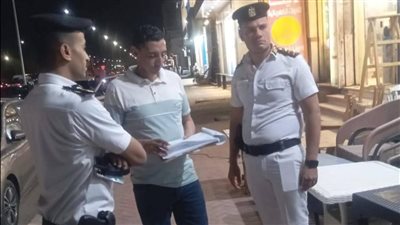 حملة مسائية مكثفة بشمال الغردقة لإعادة الانضباط ورفع الإشغالات