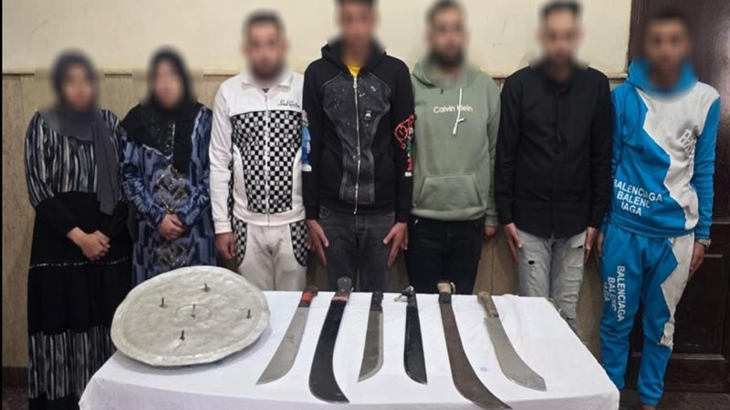 المتهمين 