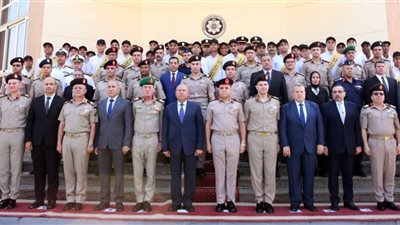 الأكاديمية العسكرية المصرية تحتفل بتخرج دورات تدريبية للمرشحين للعمل بوزارة النقل