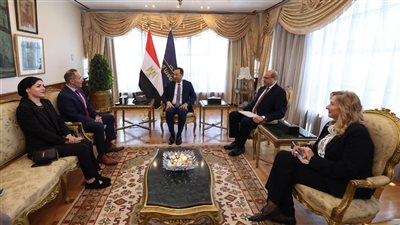 وزير الاتصالات يبحث بناء القدرات الرقمية والذكاء الاصطناعي والأمن السيبراني