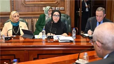 تعليم الشيوخ يوصي بتنسيق خاص لطلاب STEM ومنح دراسية وتحسين الإقامة