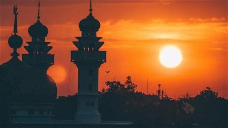 موعد شروق الشمس