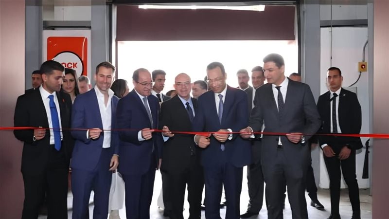 وزير الاتصالات يفتتح أكبر مركز توزيع للتجارة السريعة في منطق