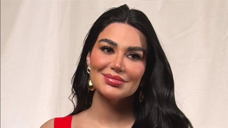 سارة نخلة