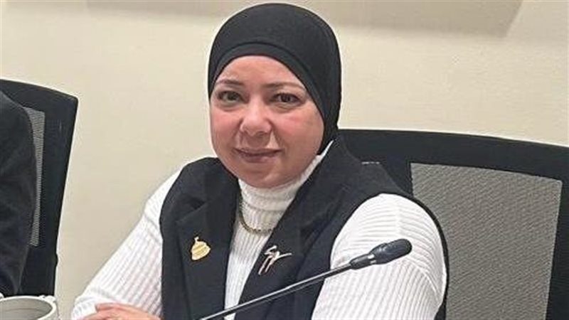فاطمة عمر 