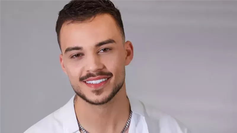 الفنان الأردني حسام السيلاوي