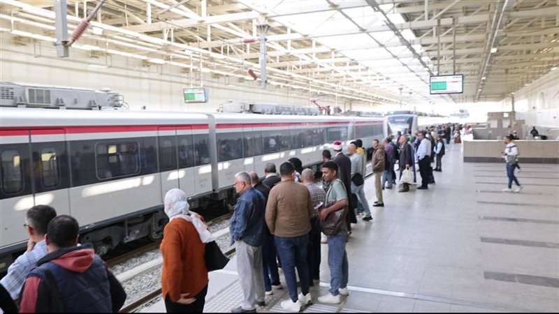  المترو والقطار الكهربائي الخفيف LRT