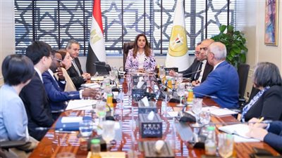 مشروع إدارة تلوث الهواء بالقاهرة.. توريد 100 أتوبيس كهربائي وإنشاء أكبر مستودع 