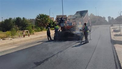 الشروق تسرّع وتيرة التطوير.. أعمال رصف مكثفة لرفع كفاءة الطرق 