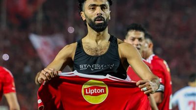 سيد عبد الحفيظ ينتظر جلسة حسين الشحات لتجديد عقده واستمراره في الأهلي