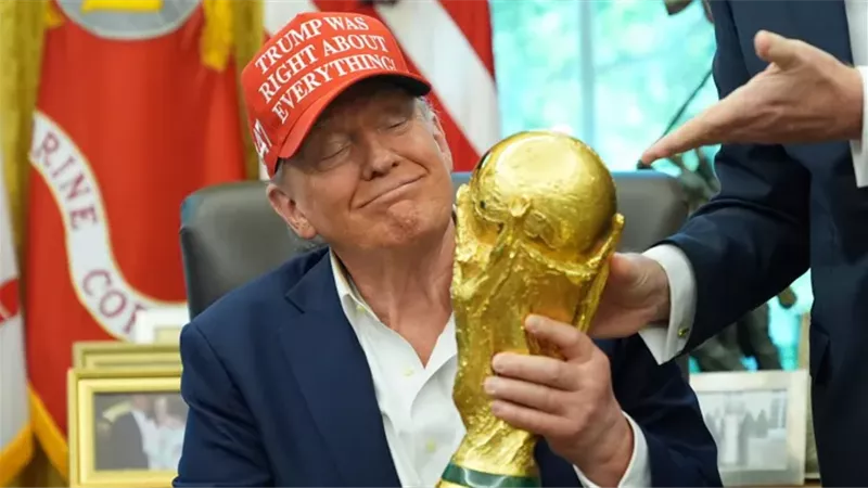 الرئيس الأمريكي دونالد ترامب