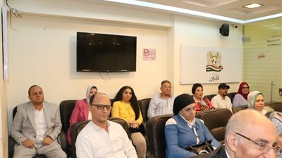 حزب المصريين ينظم ندوة «مؤثرين إيجابيين» للتوعية المجتمعية وترسيخ القيم الأخلاقية