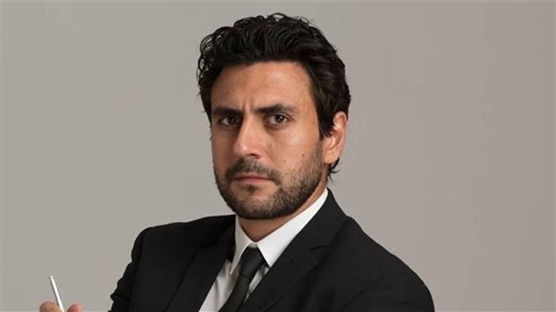 معتز حسين