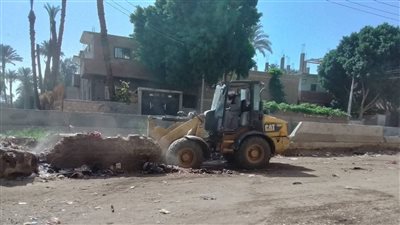 حملات نظافة بمركز أبنوب ورفع 58 طن مخلفات وتراكمات من القرى