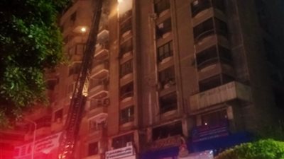 الحماية المدنية تواصل أعمال التبريد لشقة شارع مصدق المحترقة