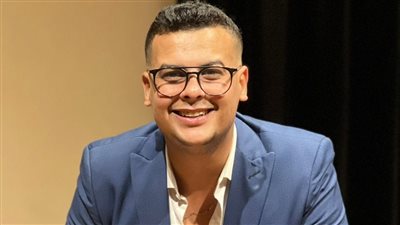 الفنان محمد عصمت مديرًا للدورة الخامسة من مهرجان المسرح العالمي