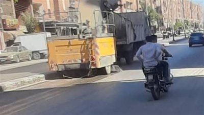 تكثيف حملات النظافة ورفع المخلفات بمدينة أبوتيج لتحسين مستوى الخدمات