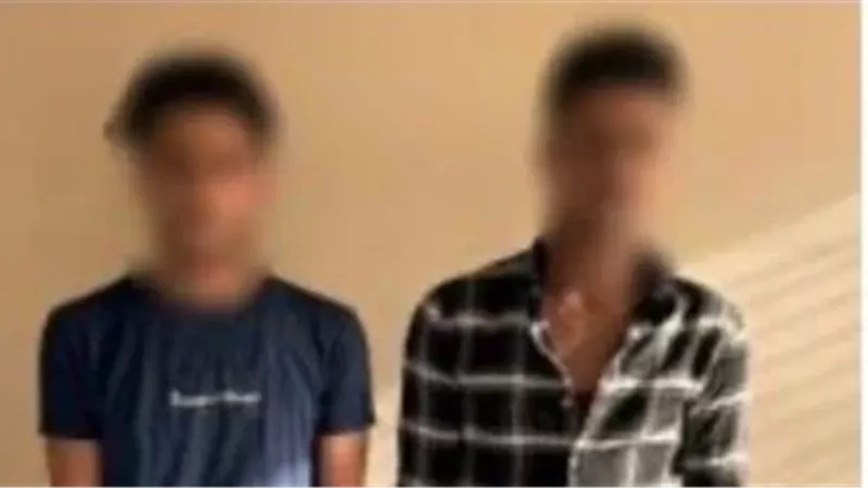 المتهمين 
