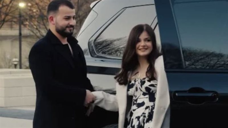 الفنانة الشابة ميرنا حنا